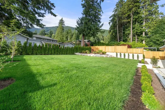 944 Clements Avenue, North Vancouver For Sale - image 7