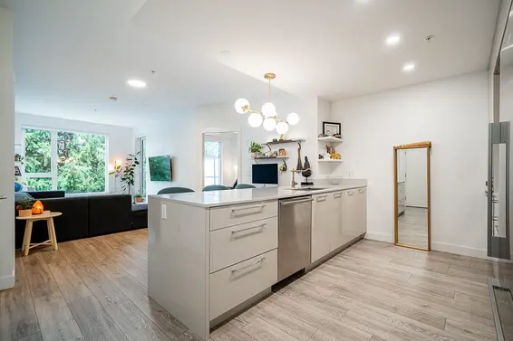 308 1327 Draycott Road, North Vancouver