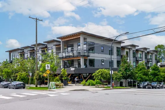 111 715 West 15th Street, North Vancouver