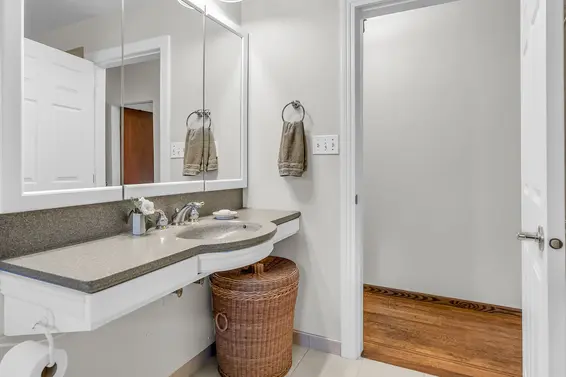 72 Glengarry Crescent, West Vancouver For Sale - image 6