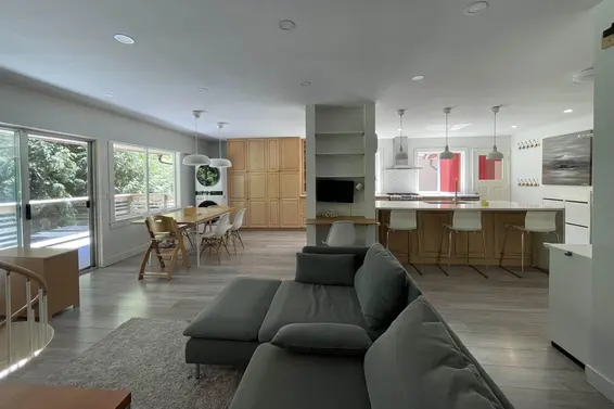 6570 Madrona Crescent, West Vancouver For Sale - image 3