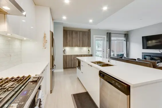 32 3595 Salal Drive, North Vancouver For Sale - image 8