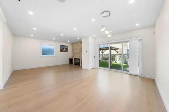 462 West 14th Street, North Vancouver For Sale - image 17