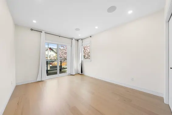 462 West 14th Street, North Vancouver For Sale - image 29