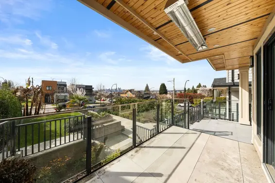 462 West 14th Street, North Vancouver For Sale - image 4