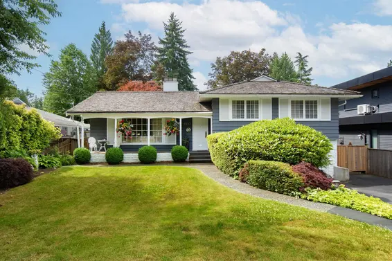 1057 Montroyal Boulevard, North Vancouver For Sale - image 1