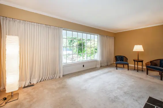 1057 Montroyal Boulevard, North Vancouver For Sale - image 12