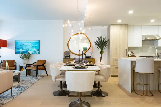 TH2 423 6th Street, West Vancouver For Sale - image 3