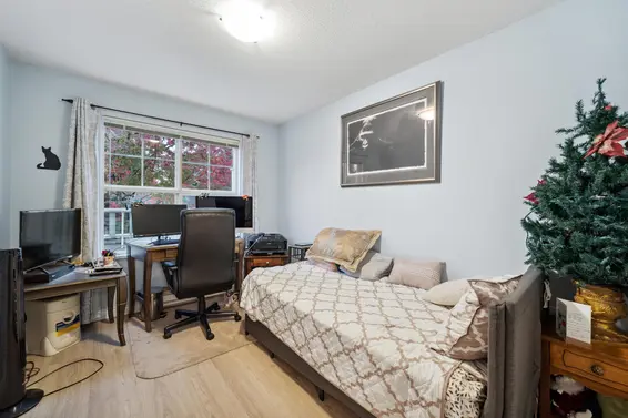 202 960 Lynn Valley Road, North Vancouver For Sale - image 17
