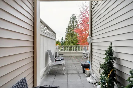 202 960 Lynn Valley Road, North Vancouver For Sale - image 19