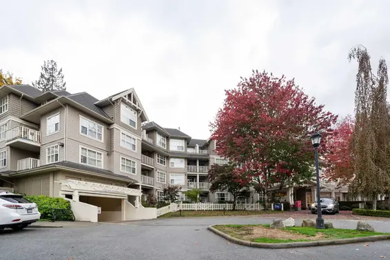 202 960 Lynn Valley Road, North Vancouver For Sale - image 4