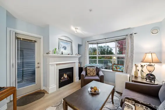 202 960 Lynn Valley Road, North Vancouver For Sale - image 5