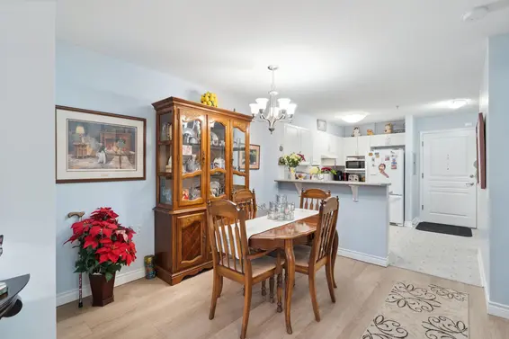 202 960 Lynn Valley Road, North Vancouver For Sale - image 7