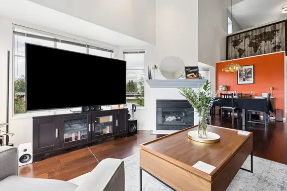 303 131 West 20th Street, North Vancouver For Sale - image 5