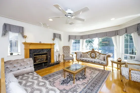 1224 East 14th Street, North Vancouver For Sale - image 3