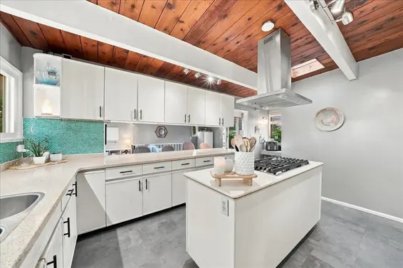 2363 Windridge Drive, North Vancouver For Sale - image 26