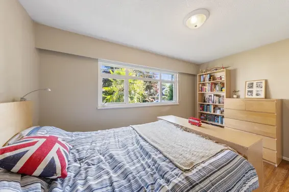 4011 Hillcrest Avenue, North Vancouver For Sale - image 15