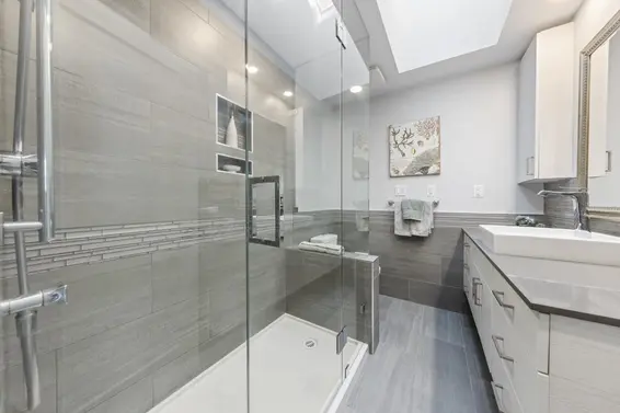 4011 Hillcrest Avenue, North Vancouver For Sale - image 17