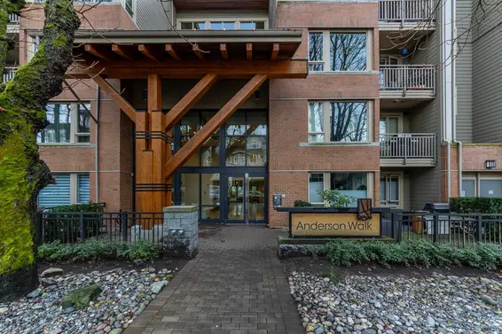 319 119 West 22nd Street, North Vancouver For Sale - image 2