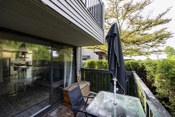 3132 Lonsdale Avenue, North Vancouver For Sale - image 2