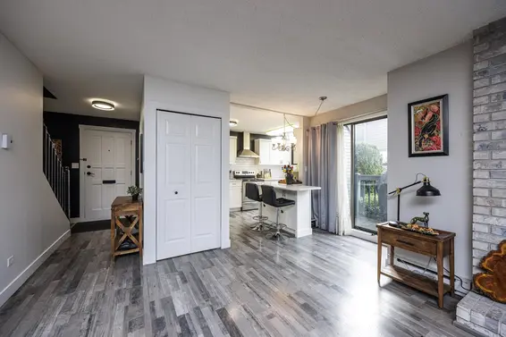 3132 Lonsdale Avenue, North Vancouver For Sale - image 25