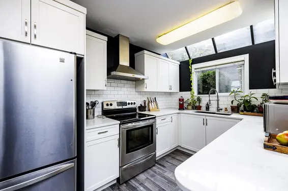 3132 Lonsdale Avenue, North Vancouver For Sale - image 7