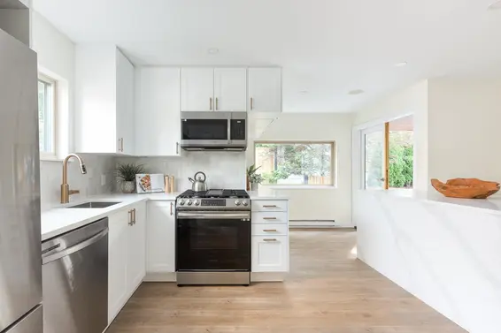 111 East Kensington Road, North Vancouver