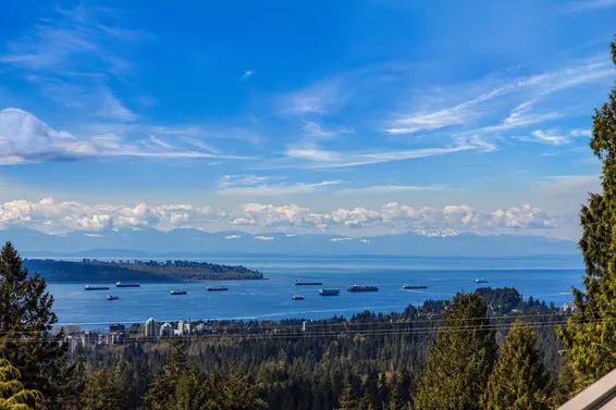 403 Newdale Court, North Vancouver For Sale - image 24