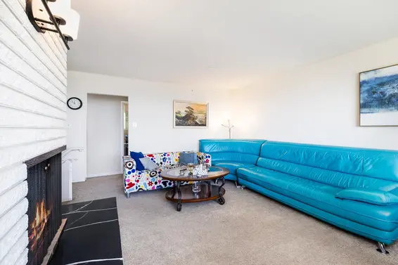 403 Newdale Court, North Vancouver For Sale - image 9