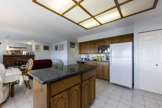 557 Tempe Crescent, North Vancouver For Sale - image 11