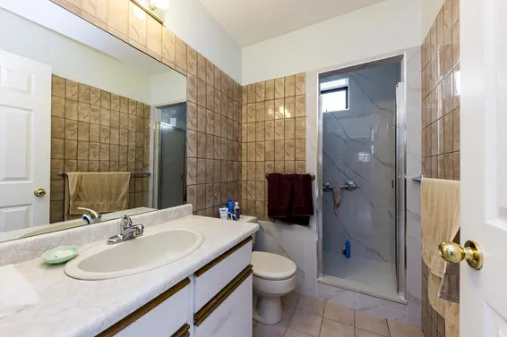 557 Tempe Crescent, North Vancouver For Sale - image 25