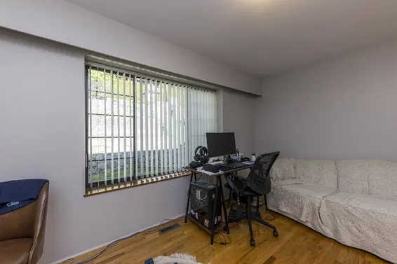 557 Tempe Crescent, North Vancouver For Sale - image 26