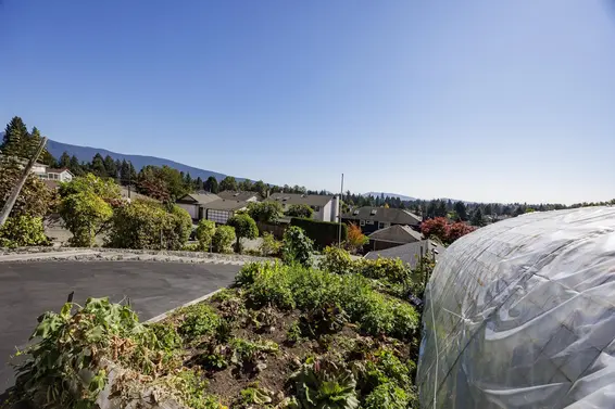 557 Tempe Crescent, North Vancouver For Sale - image 34