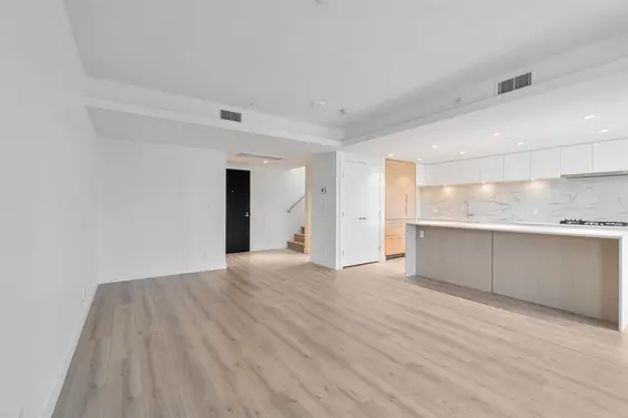 605 1500 Fern Street, North Vancouver For Sale - image 5