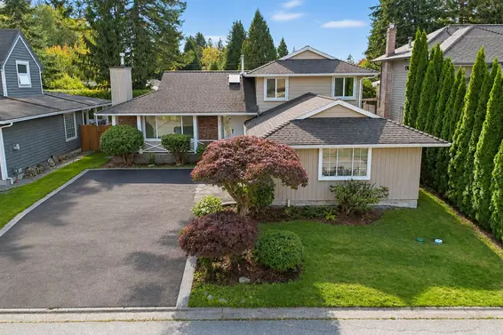 1643 Kerrstead Place, North Vancouver For Sale - image 2