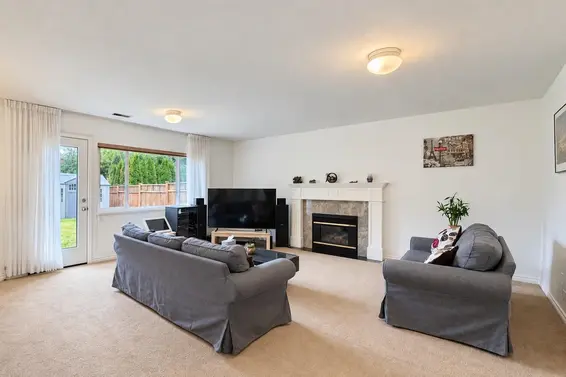 1643 Kerrstead Place, North Vancouver For Sale - image 28