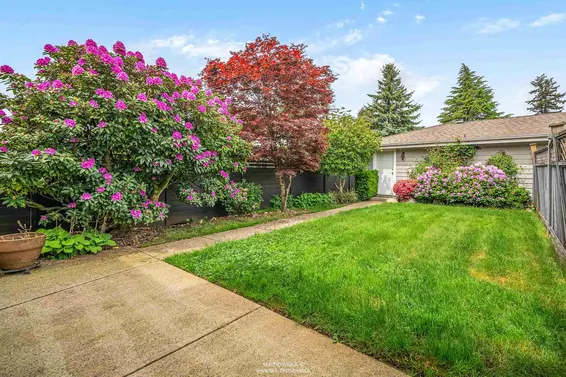 332 East 12th Street, North Vancouver For Sale - image 36