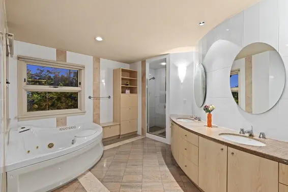 1128 Crestline Road, West Vancouver For Sale - image 18