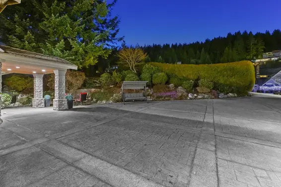 1128 Crestline Road, West Vancouver For Sale - image 3
