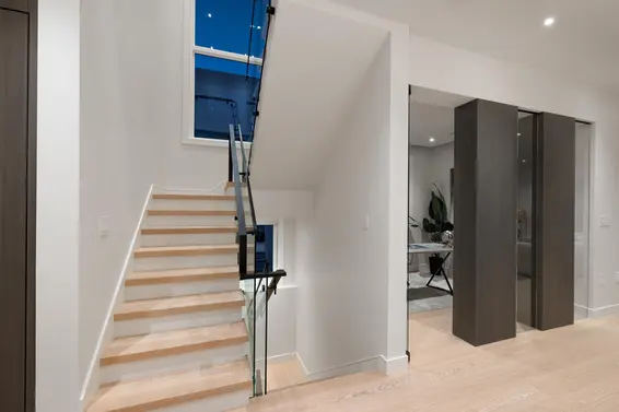 838 East 14th Street, North Vancouver For Sale - image 22