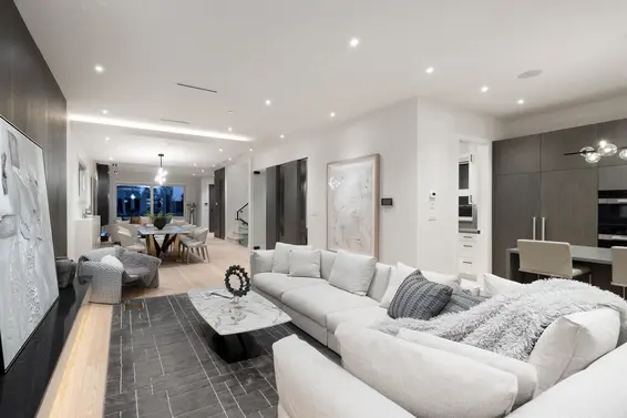 838 East 14th Street, North Vancouver For Sale - image 6