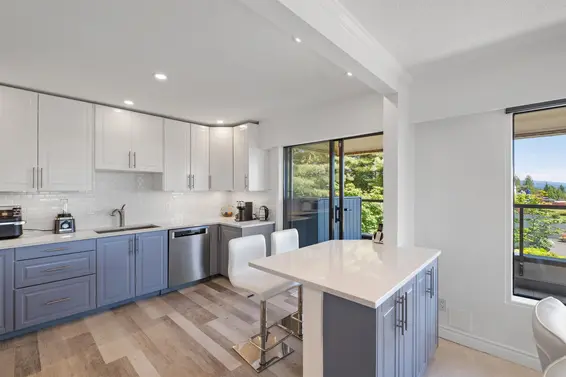 35 2236 Folkestone Way, West Vancouver For Sale - image 11