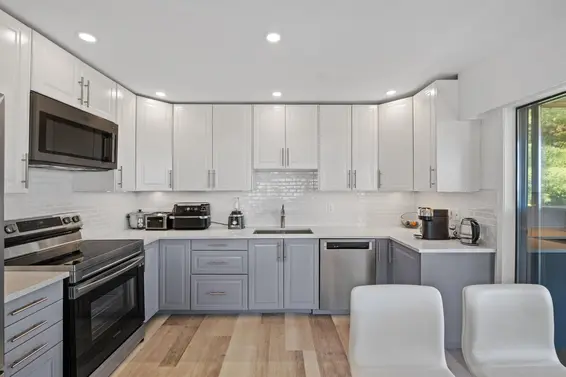 35 2236 Folkestone Way, West Vancouver For Sale - image 14