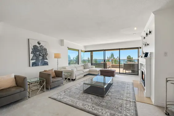 35 2236 Folkestone Way, West Vancouver For Sale - image 2