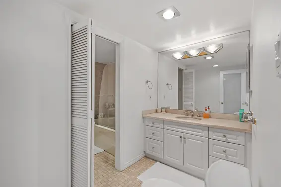 35 2236 Folkestone Way, West Vancouver For Sale - image 20