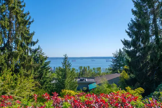 35 2236 Folkestone Way, West Vancouver For Sale - image 30