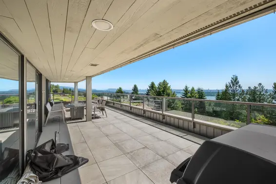 35 2236 Folkestone Way, West Vancouver For Sale - image 4