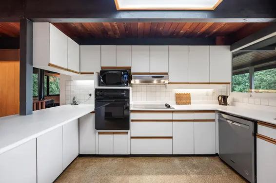 4891 Water Lane, West Vancouver For Sale - image 23