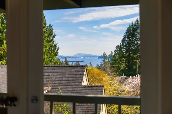 4891 Water Lane, West Vancouver For Sale - image 7