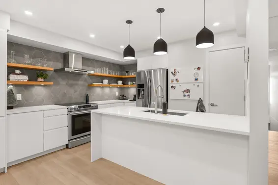 150 West 18th Street, North Vancouver For Sale - image 4